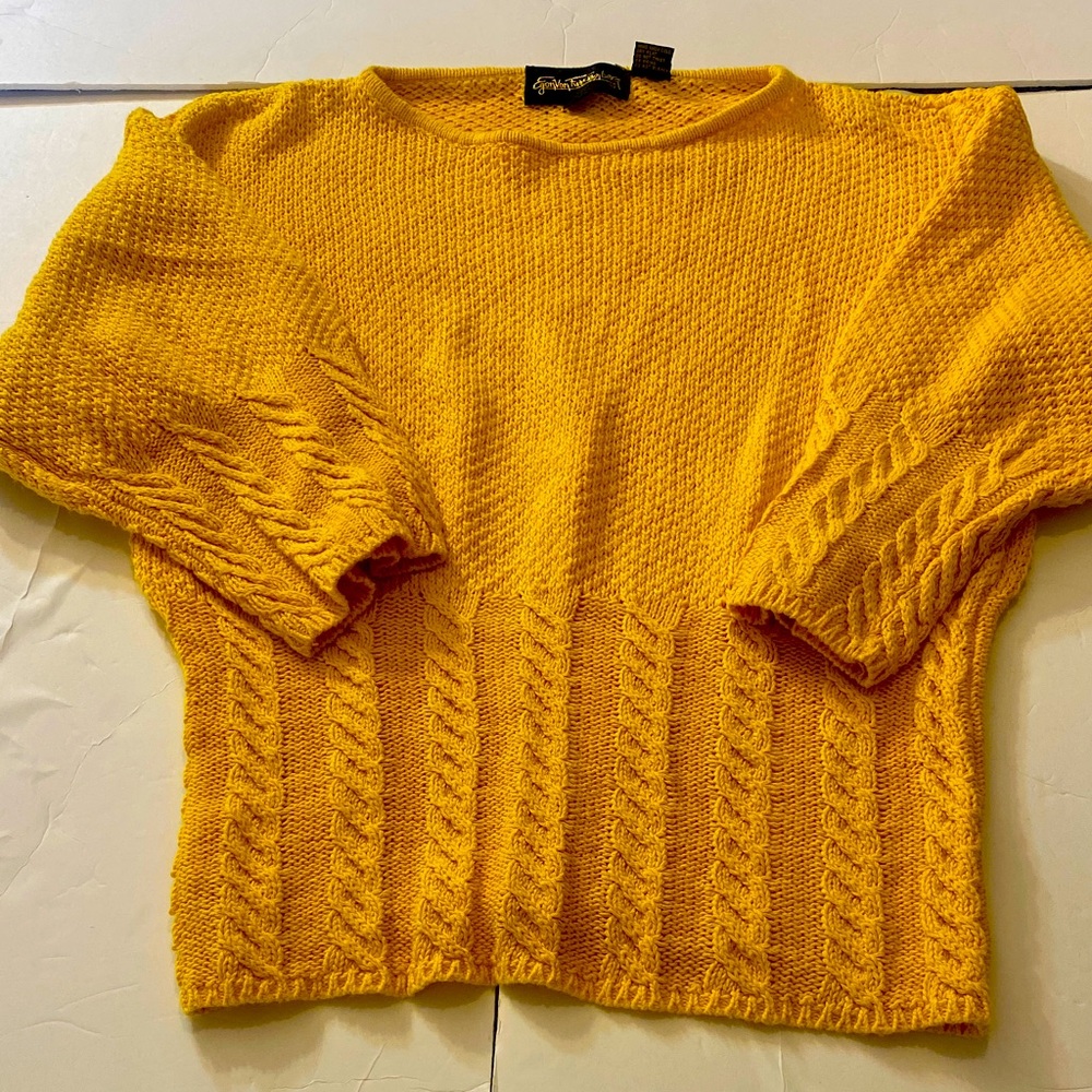 Stunning Yellow Vintage Egan Von Furstenberg Crewneck Cable Knit Sweater